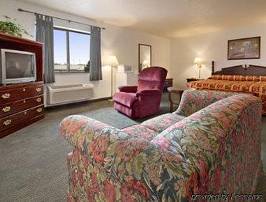 Super 8 By Wyndham Crystal Lake Ruang foto